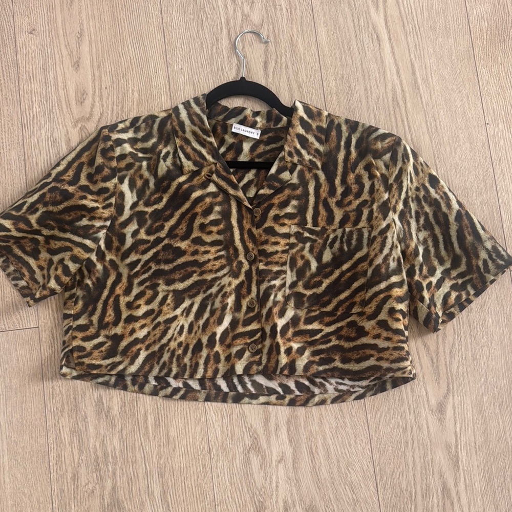 Silk Laundry Animal Print Cropped Top